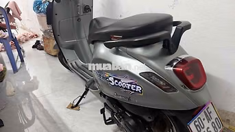 Piaggio Vespa 50 2025 Xám 4000 km