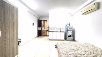 Chính Chủ Cho Thuê Phòng Ở 98F Lê Lai Chợ Bến Thành Giá 5,04tr Ạ