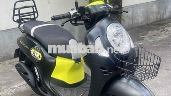 Honda Scoopy Xe tay ga Đen vàng 2024 khoá ga