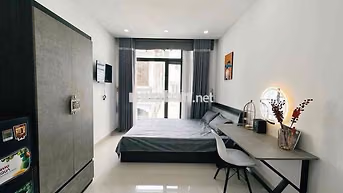 STUDIO FULL NỘI THẤT – BAN CÔNG THOÁNG, GẦN QUẬN 1