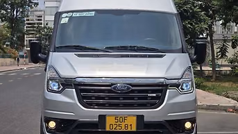 TRANSIT 2023 CAM MÁY RIN 90.000KM BẢO HÀNH 1 NĂM