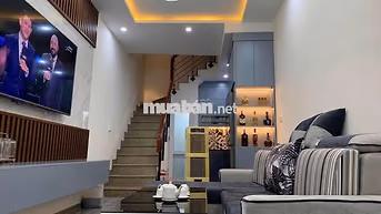 LinhHK Cho thuê nhà Đê Trần Khát Chân 40m2, Full đồ