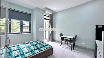 Studio ban công lớn - Full nội thất - Gần đh Kinh tế