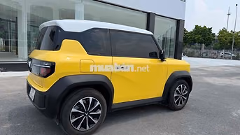 VinFast VF3 Vàng, trắng Việt Nam