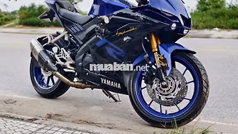 Yamaha R15 V3 Xanh đen