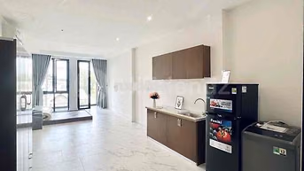 Sắp trống lại phòng 40m2 ngay mặt tiền đường gần cầu chữ Y