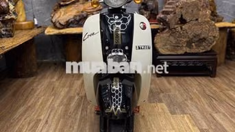 Scoopy 50cc đời 2019 dàn áo đẹp, máy zin êm.odo 5k