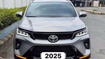 Toyota Fortuner Legender 2025 Dầu Tự động