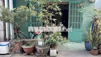 Nhà Cấp 4. Đang Sơn Sửa 4,2x13m (1Phòng Ngủ) Hẻm 5m Thông. GÒ DẦU