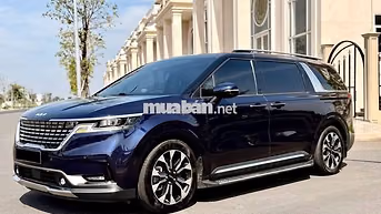 Kia Carnival 2.2D Luxury 2023 màu xanh 8 chỗ