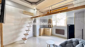 DUPLEX ĐẦY ĐỦ TIỆN NGHI GẦN ĐH BÁCH KHOA ĐH UEH CÓ THANG MÁY