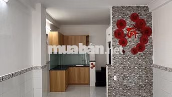 Chủ giảm 150tr còn 3,55 tỷ Nhà 2 tầng 2PN 100m ra Trần Xuân Soạn SHR