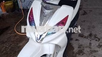 SYM Shark Trắng Xe tay ga