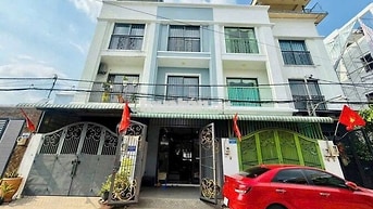 BÁN NHÀ 4 TẦNG  - HẺM Ô TÔ - THẠNH XUÂN 48,GIÁP Q12. GIÁ : 4,98 TỶ 