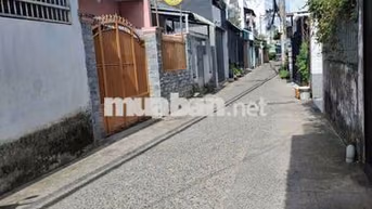 cho thuê  nhà  nguyên  căn  120m hẻm  xe tải  thông 
