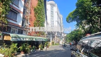 MT 105 Trần Thiện Chánh, Q10. Dt: 6x20m, Kc: trệt 3 lầu. Gía: 55tr