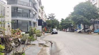 Giảm mạnh 3 tỷ nhà MT Đặng Tiến Đông 1T4L ngay sát Chung cư The Vista 