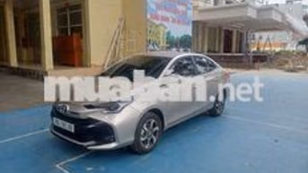 Toyota Vios 2024 Vàng cát 5 chỗ 25000 km