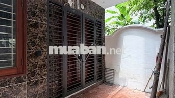 Cho thuê nhà riêng Thụy Khuê 55m² x 5 tầng, full đồ, gần phố chỉ 17tr