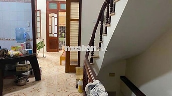 Cho thuê nhà Thụy Khuê 70m² x 4 tầng 5PN, ngõ rộng, đủ đồ chỉ 16 triệu
