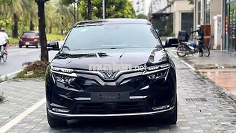 VF8 mua pin CALT chạy hơn 4v đen quyền lực