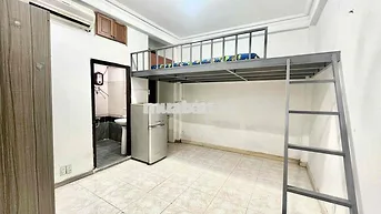 Cho Thuê Căn Hộ Gác Full Nội Thất Rộng 30m2 Ngay Nhà Hát Hoà Bình