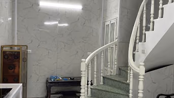CHO THUÊ NHÀ NGUYÊN CĂN TRẦN QUÝ CÁP – 3PN – MỚI SỬA – 10 TRIỆU