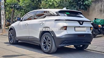 VinFast VF6 Plus 2026 Trắng Siêu Lướt