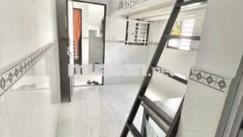 duplex cửa sổ trời full nội thất gần chợ Hạnh Thông Tây, cv Làng Hoa 