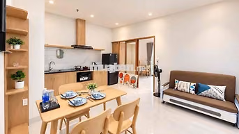 Cho Thuê Căn Hộ New 100% Gần Vincom Biển Ban Công Beach Apartment for