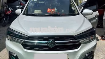 Suzuki XL7 GLX 2022 Trắng full hãng 4v8
