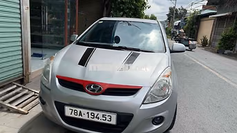 Hyundai i20 2012 Bạc Nhập khẩu