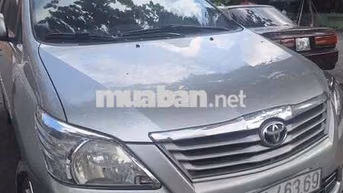 Toyota Innova 2012 Số sàn Bạc