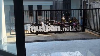 NHÀ MỚI XÂY 102,3M2 FULL THỔ CƯ XE HƠI HẺM 125 NGUYỄN ĐỨC THUẬN 