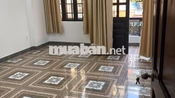 Cho thuê nhà nguyên căn 1 trệt 3 lầu 4pn 3wc dt 4x15m sạch đẹp,