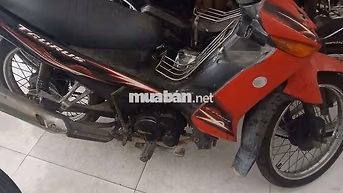 Yamaha Taurus Đỏ-Đen Xe số