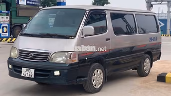 Toyota Hiace 3 chỗ 2004 2 màu