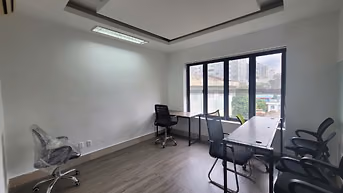 Văn phòng 30m2 chính chủ Quận 1 !