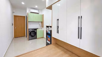 STUDIO BAN CÔNG RỘNG THOÁNG GẦN TRUNG TÂM QUẬN 7