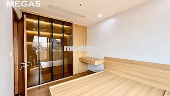 SÂN VƯỜN !! 50M2 ô tô đỗ cửa, giặt sấy riêng, có bãi ô tô quận Ba Đình