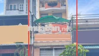 Mặt Tiền Bà Hom - Gần Chợ Phú Lâm.