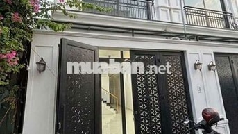 Nhà 3 tầng,sân thượng,4PN,5WC,đối diện cổng Vạn Phúc hbphuoc 