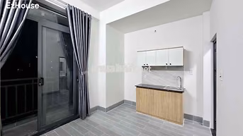 STUDIO BAN CÔNG FULL NỘI THẤT MỚI XÂY NGAY VLU IUH - THANG MÁY