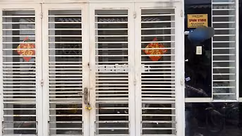 Cho thuê nhà NGUYÊN CĂN CÁCH MẶT TIỀN 50M2 LÊ VĂN SỸ,PN 3Lầu