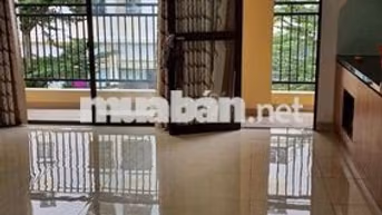 Cho thuê căn hộ 590 CMT8, Quận 3, 85m2, 2PN, 11tr
