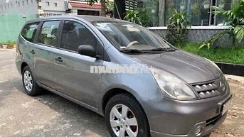 Nissan Grand Livina 2011
