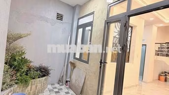 🔥 KÈO THƠM QUẬN 4 – NHÀ 2 TẤM MỚI ĐẸP – DT RỘNG 53M² – HẺM 1/ TÔN ĐẢN