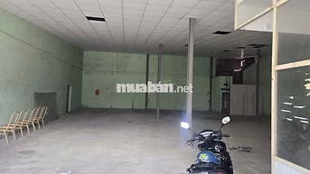 CHO THUÊ KHO,XƯỞNG 300M² Y HÌNH, GIÁ 25TR//T, Đ LÊ TRỌNG TẤN 