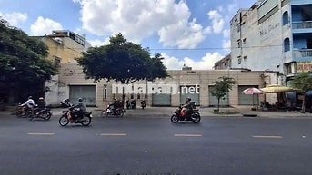 CHO THUÊ NHÀ MẶT TIỀN LÃNH BINH THĂNG 28,2X34,5M SẴN KẾT CẤU TRẦN CAO