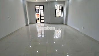 CHO THUÊ NHÀ PHỐ THƯƠNG MẠI CITYLAND CÓ THANG MÁY